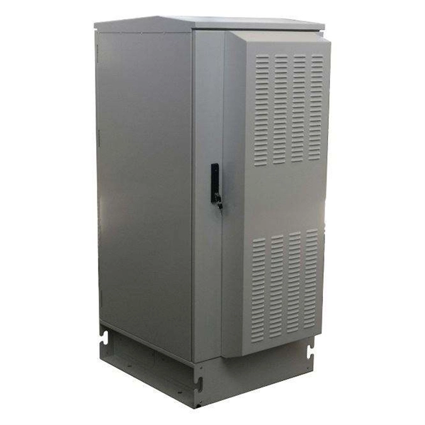 Function of fiber optic splice boxes for poles and towers